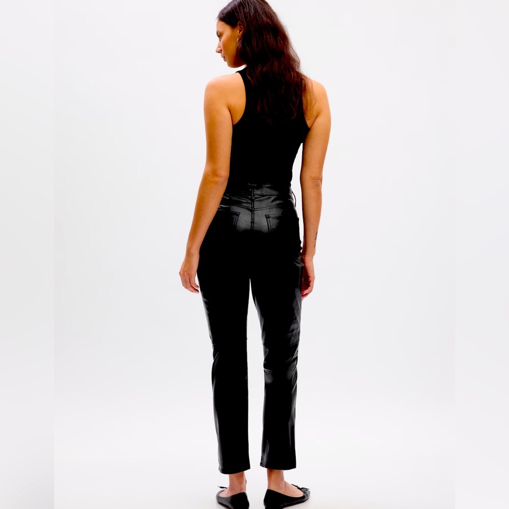GAP Black High Rise Vegan Leather Vintage Slim Jeans Pants 26 2Regular